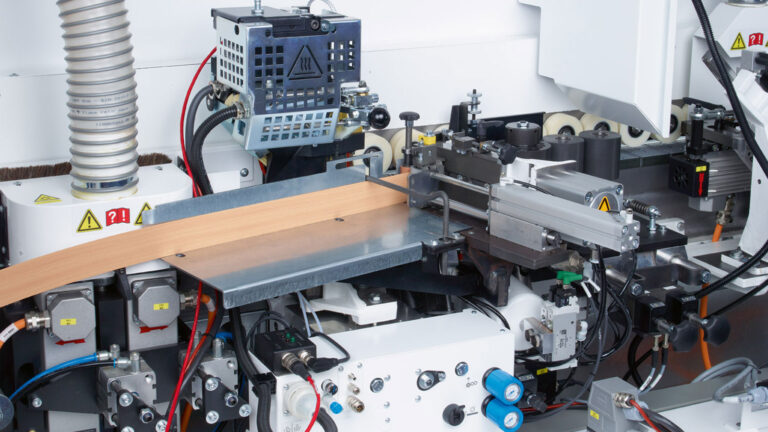 edge-banding-machine-edgeteq-s-200-gluing-unit