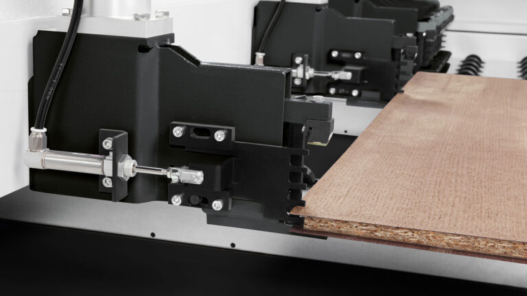 panelsaw-pneumatically-operated-trim-stops-HPP200